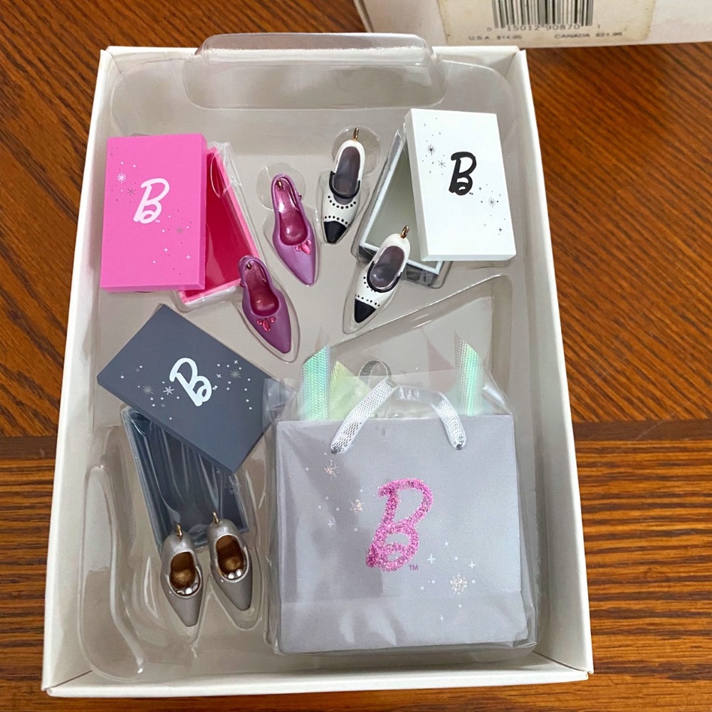 Hallmark Barbie Step Out in Style Ornament Set